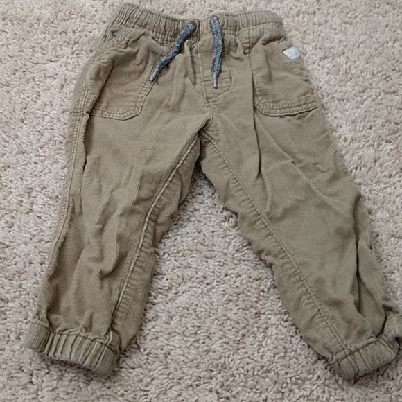 18 month lot boy pants - Picture 2 of 8
